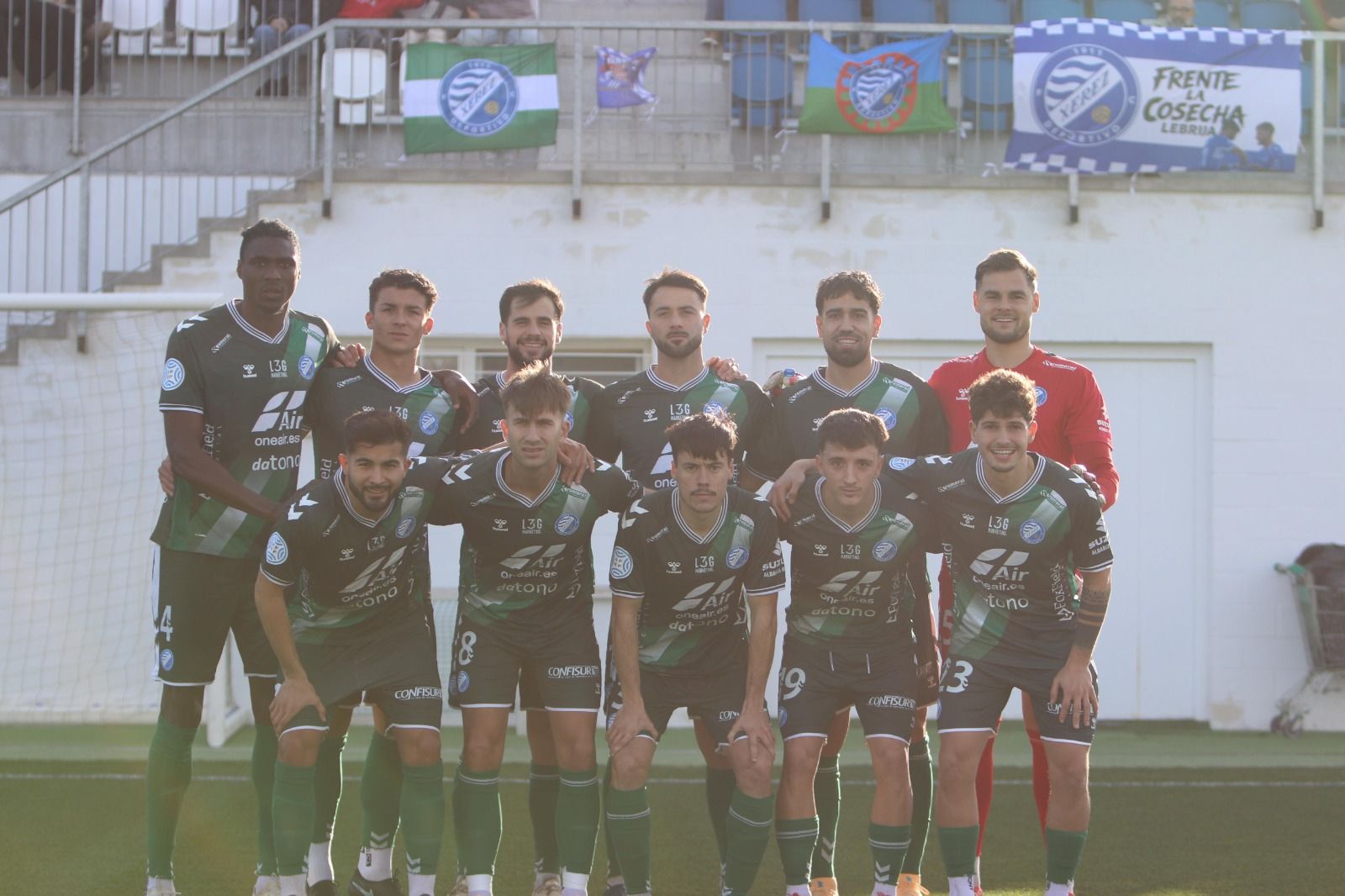 Formación inicial que presentó el Xerez DFC en Málaga.