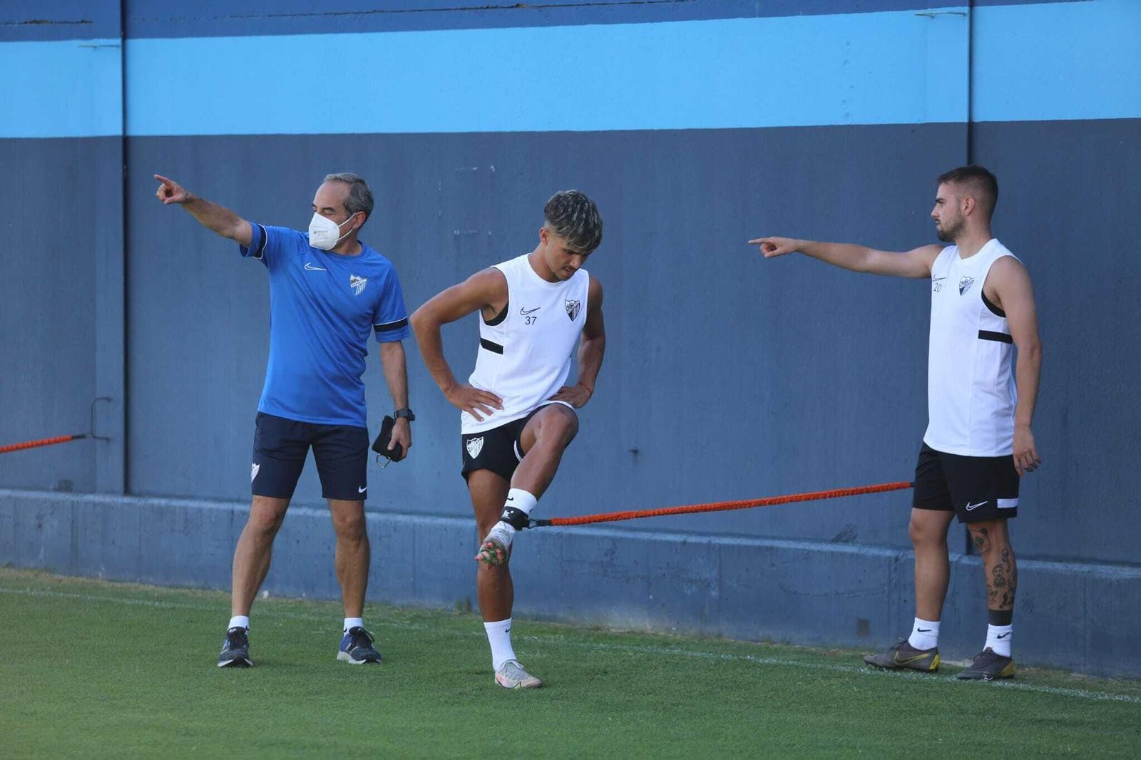 El Málaga de José Alberto ya trabaja en el césped