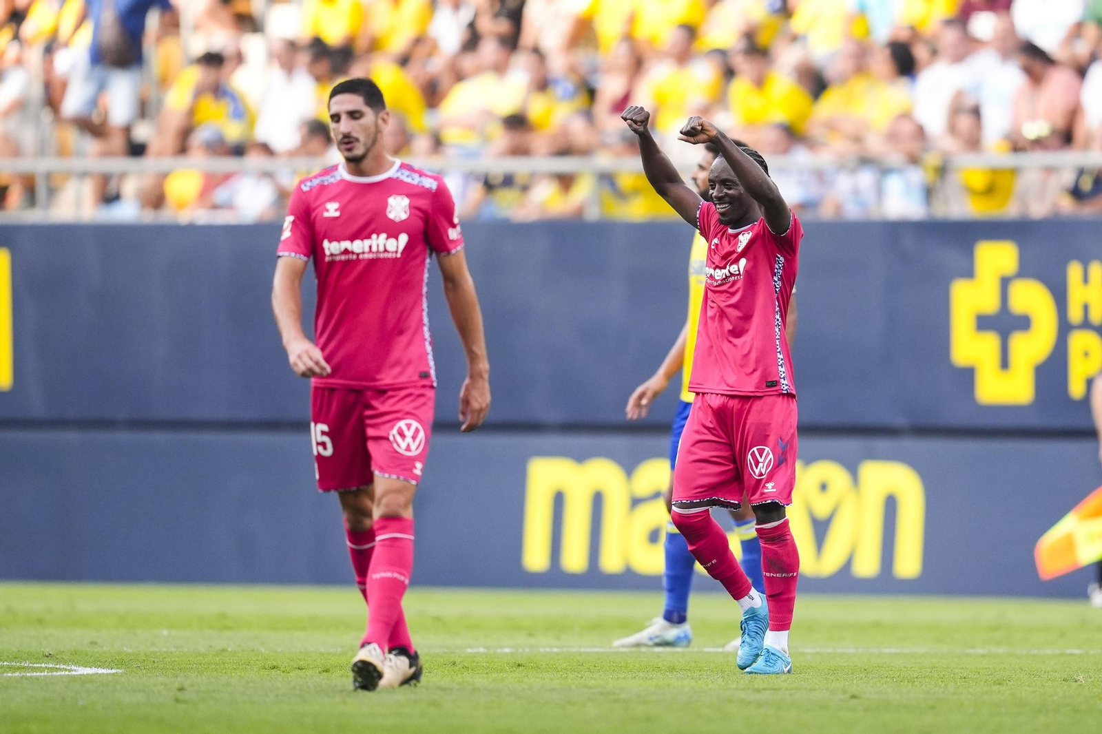 Diarra celebra su gol en Cádiz.