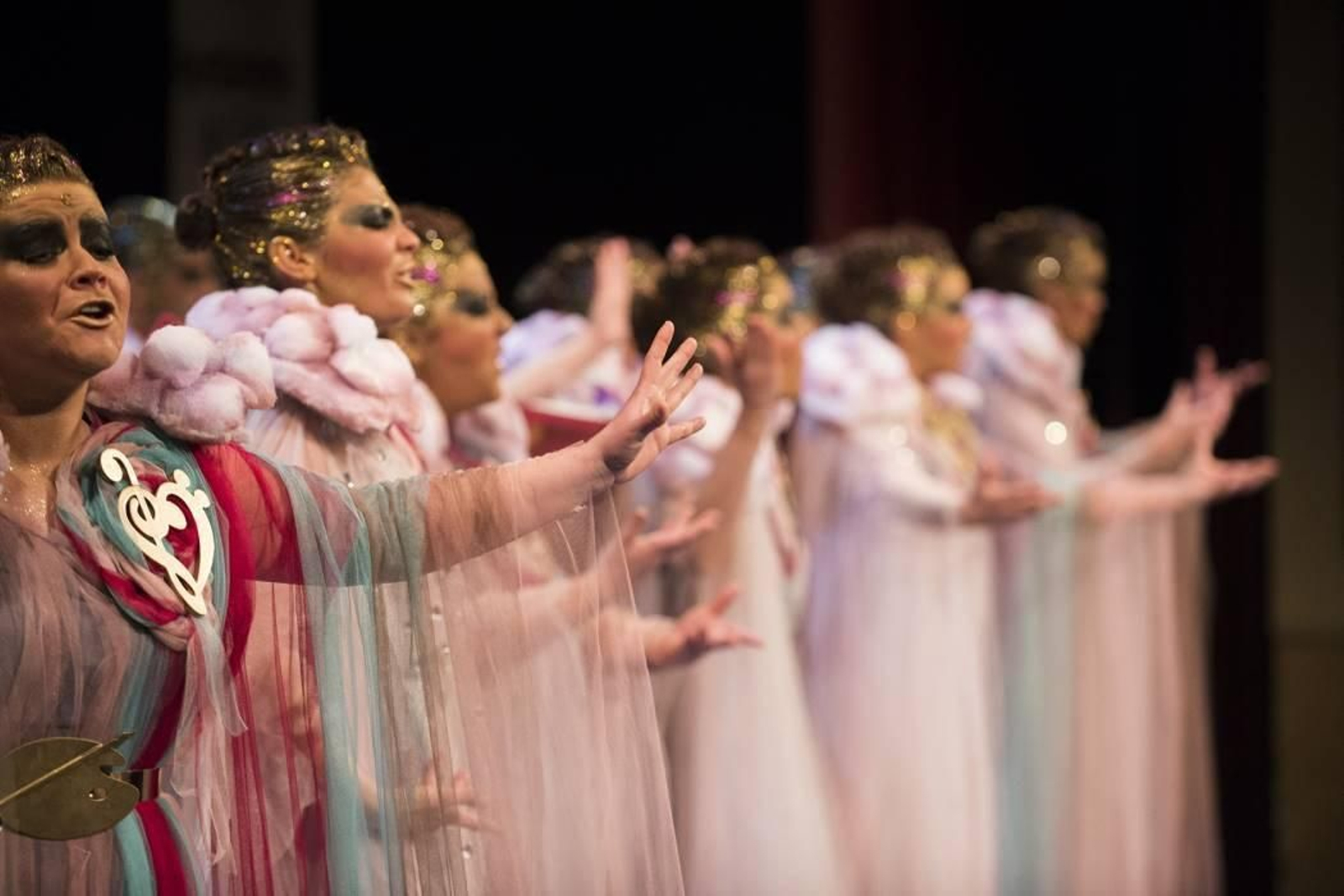 Las imágenes de la octava función clasificatoria