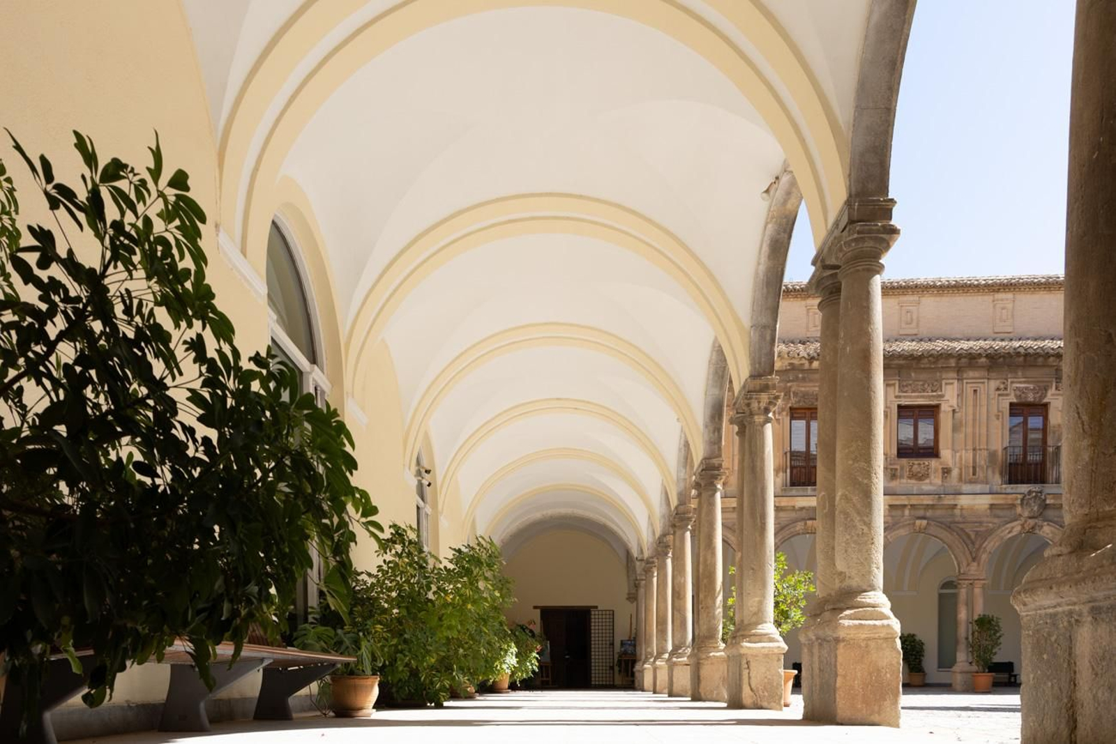 El Archivo Histórico Provincial de Jaén: de convento a guardián de la cultura El Archivo Histórico Provincial de Jaén: de convento a guardián de la cultura
