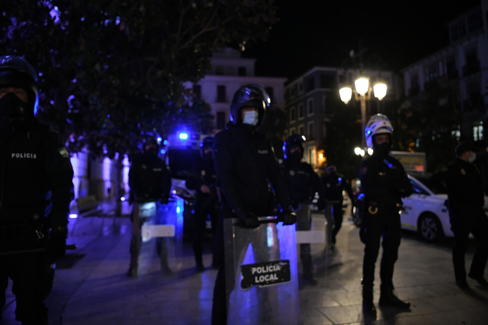 Fotos: Altercados y disturbios por la manifestación de Pablo Hasél en Granada