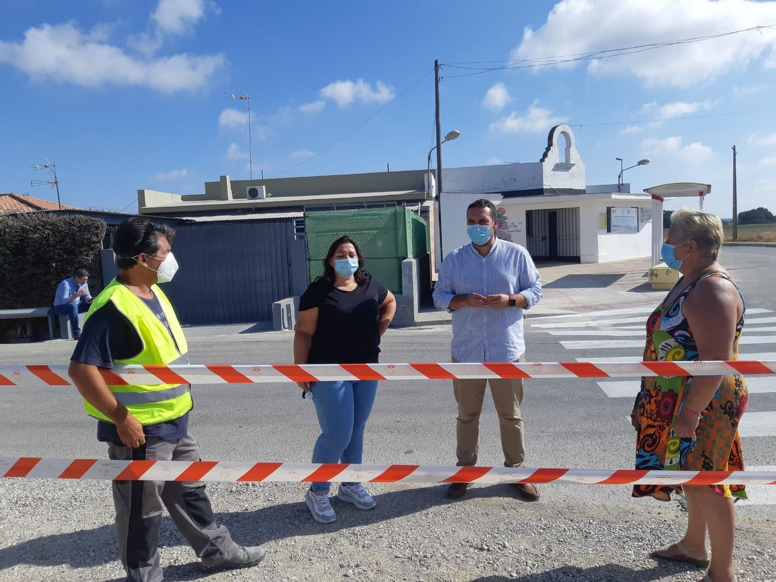 El delegado municipal, Jesús Alba, en las obras de La Guareña.
