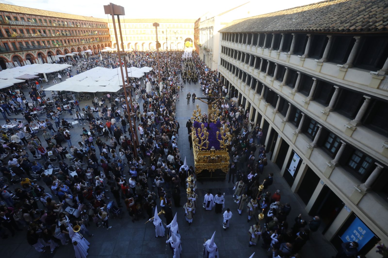 Miércoles Santo en Córdoba: La procesión de la Misericordia, en imágenes