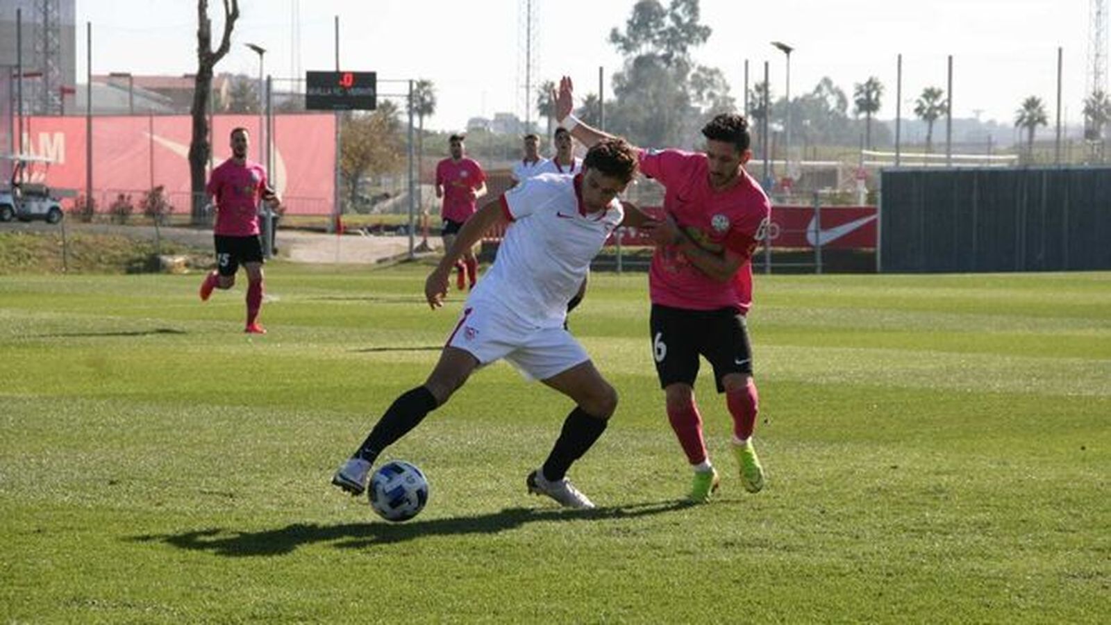 Una imagen del partido del Sevilla C.