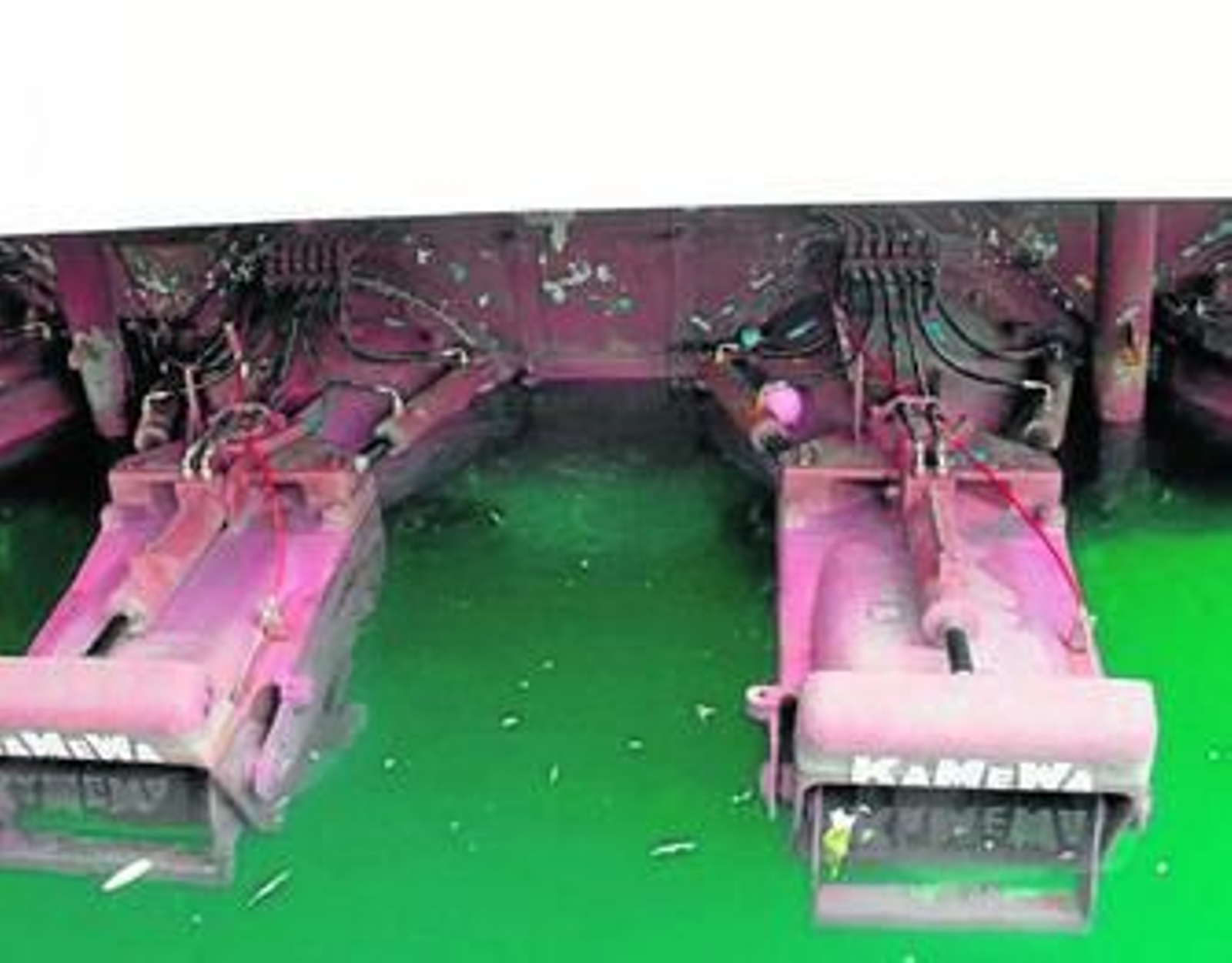 Los propulsores en los que iban escondidos los jóvenes.