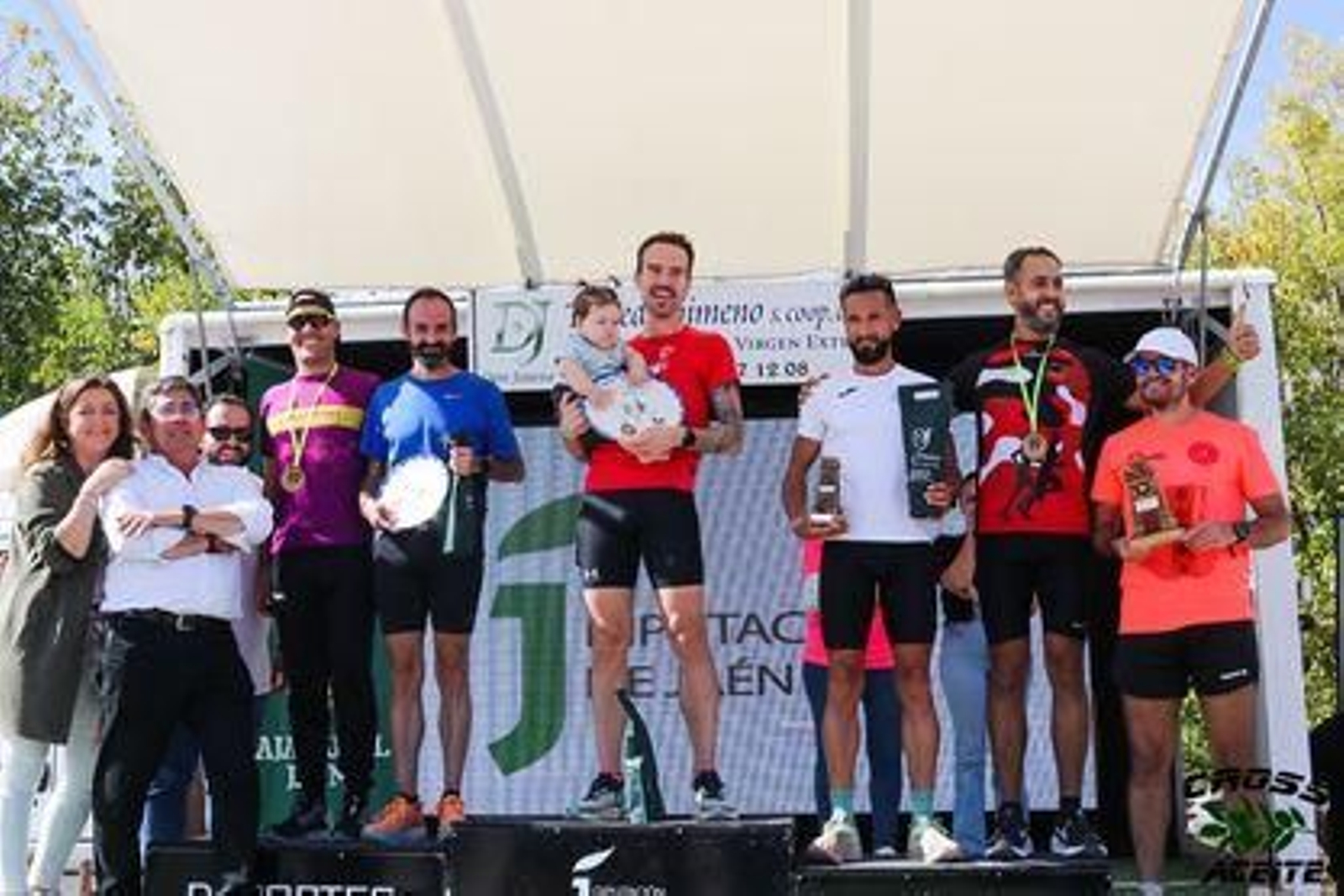 La emoción de la 39 edición de la Cross del Aceite de Torredonjimeno, en imágenes