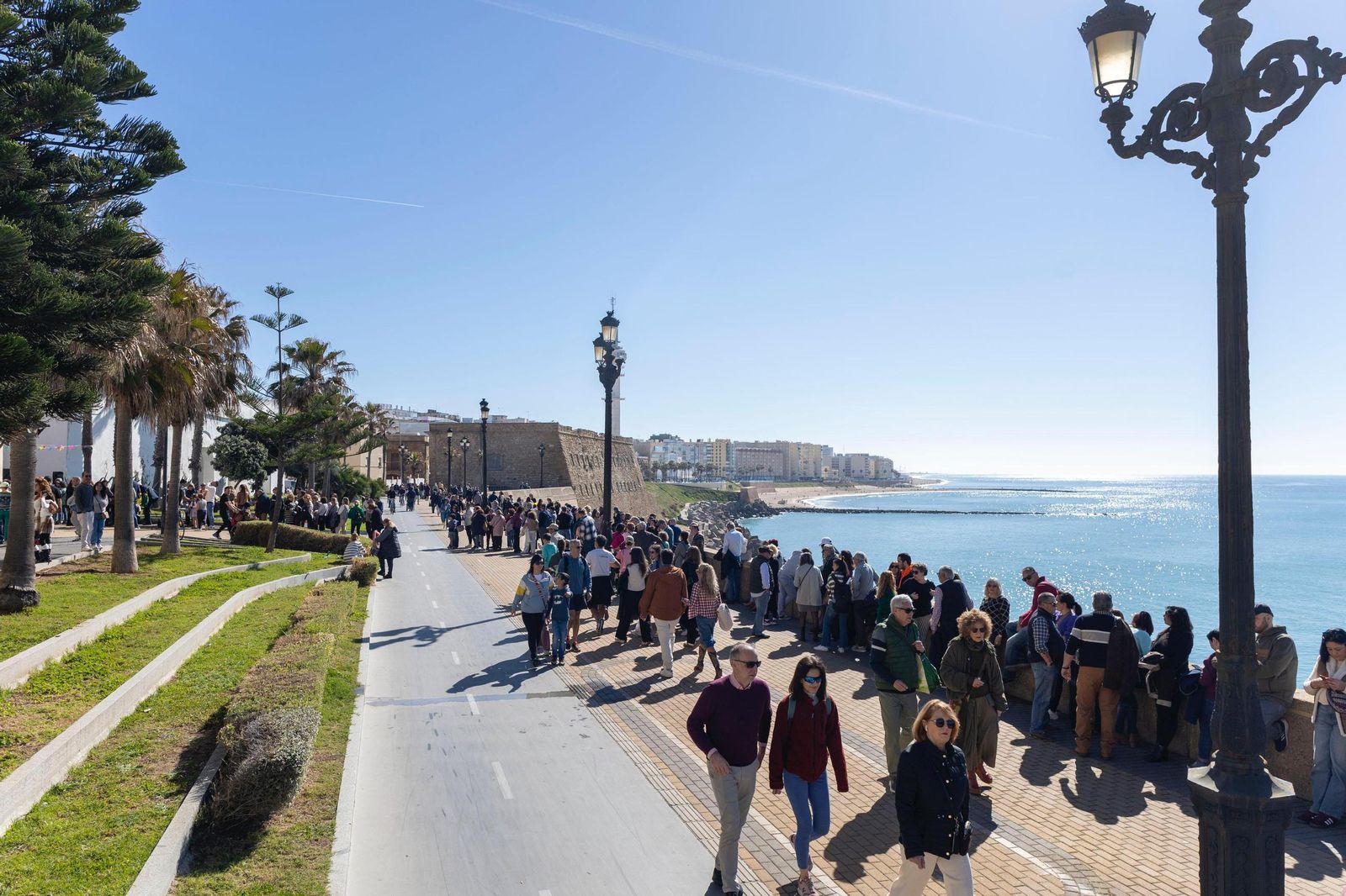 Búscate en las imágenes de la mejillonada popular