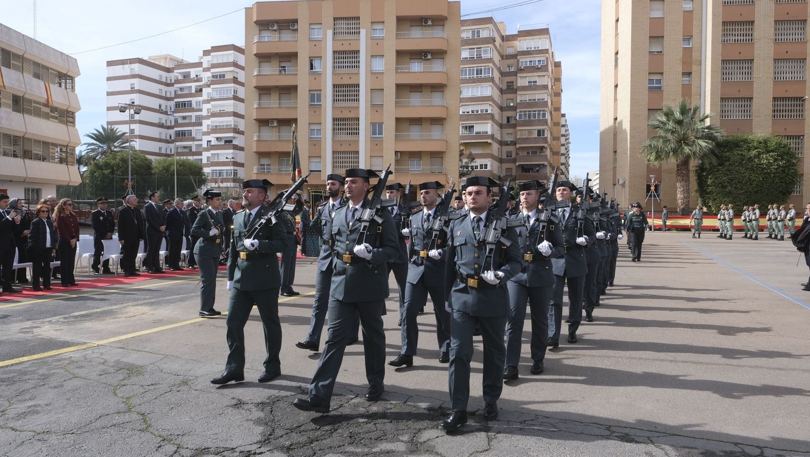 Las imágenes de la toma de posesión del nuevo coronel jefe de la Guardia Civil de Almería