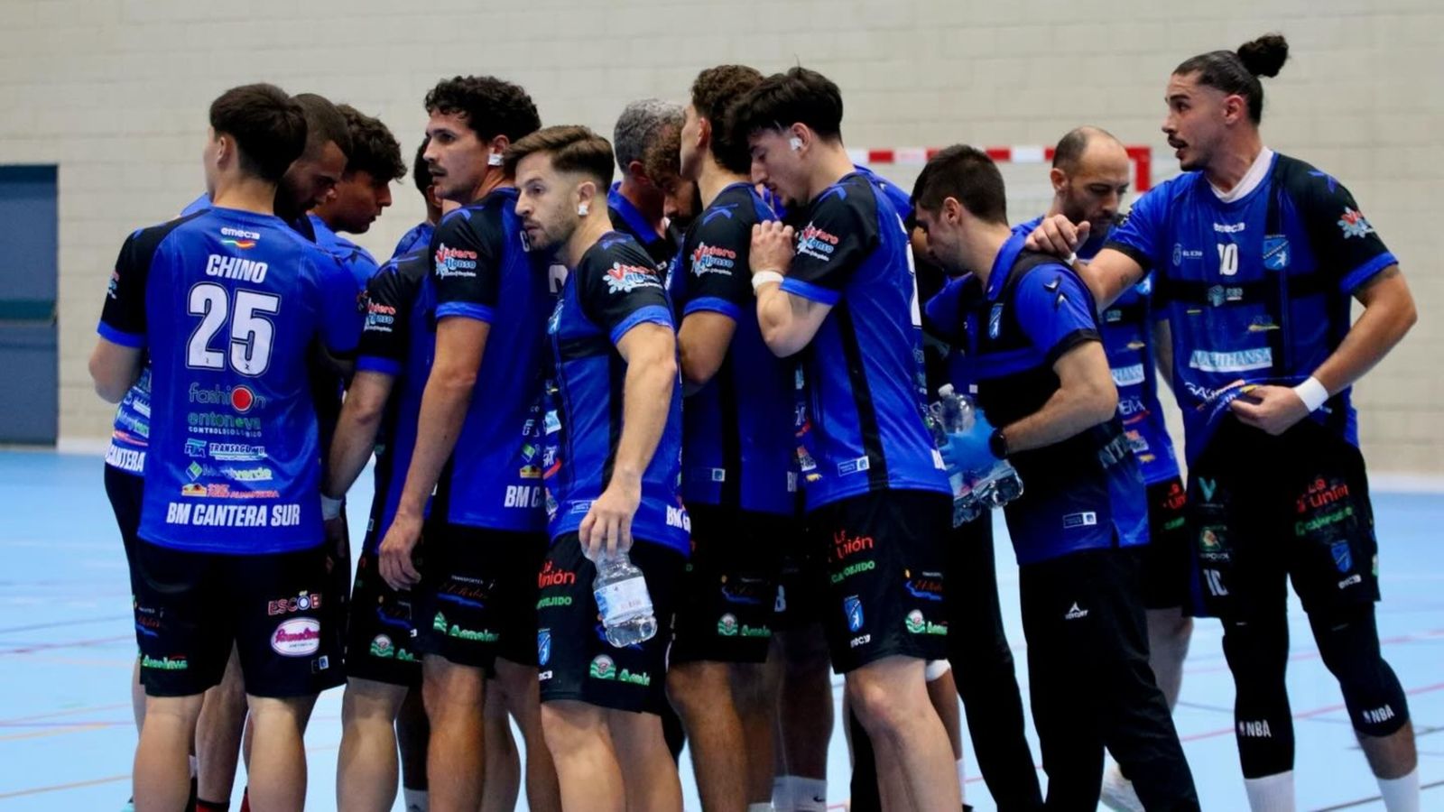 Los azulinos continúan en la lucha por el liderato en una temporada sobresaliente.