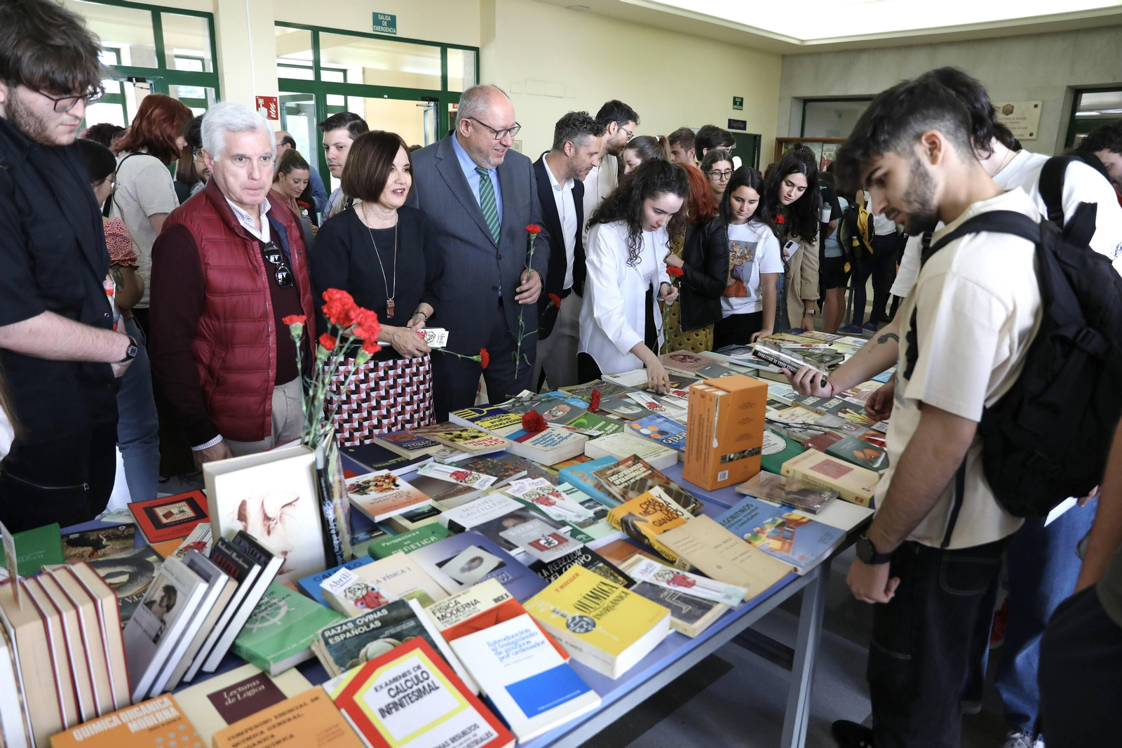 La Universidad de Córdoba celebra el Día del Libro, en imágenes