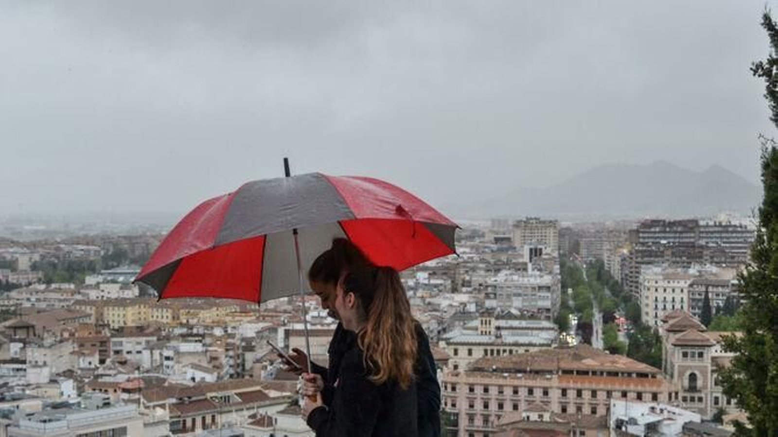 Se esperan precipitaciones débiles para mañana en la capital y tormentas en el norte de la provincia.