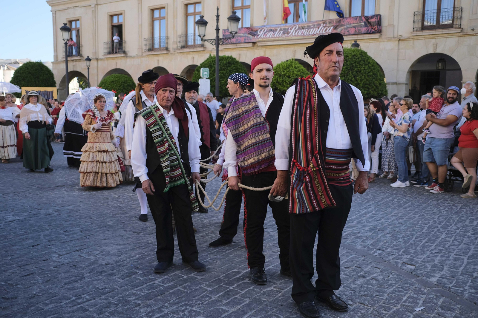 Pasacalles de Ronda Romántica, en fotos