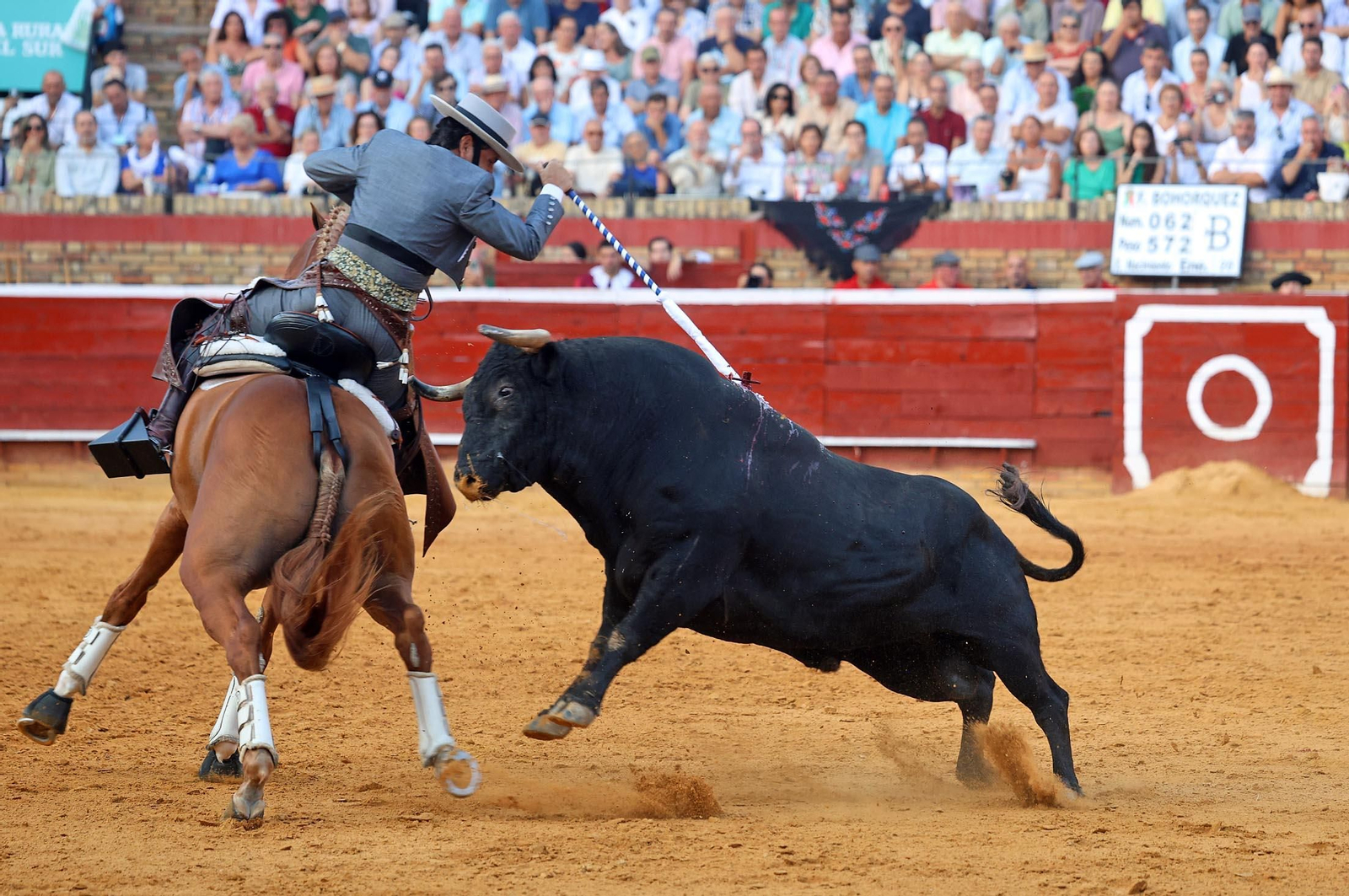 Toros La Merced: Imágenes de la tarde de Rejoneo con Diego Ventura, Andrés Romero y Sergio Galán