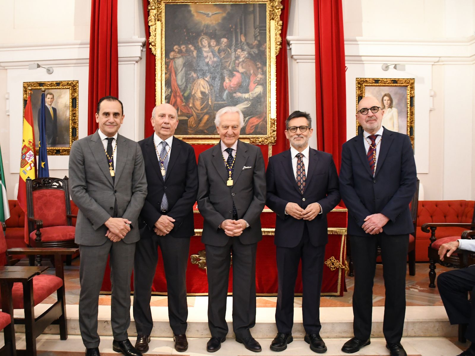 Participantes en la mesa redonda sobre Inteligencia Artificial y Oncología.