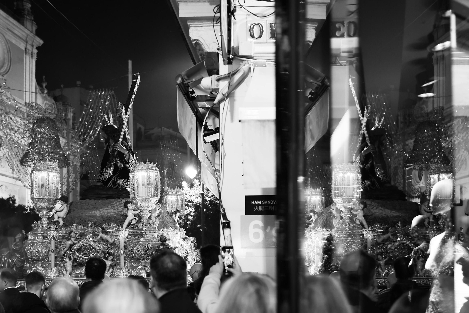 Las fotos de la salida extraordinaria de Nuestro Padre Jesús de las Penas