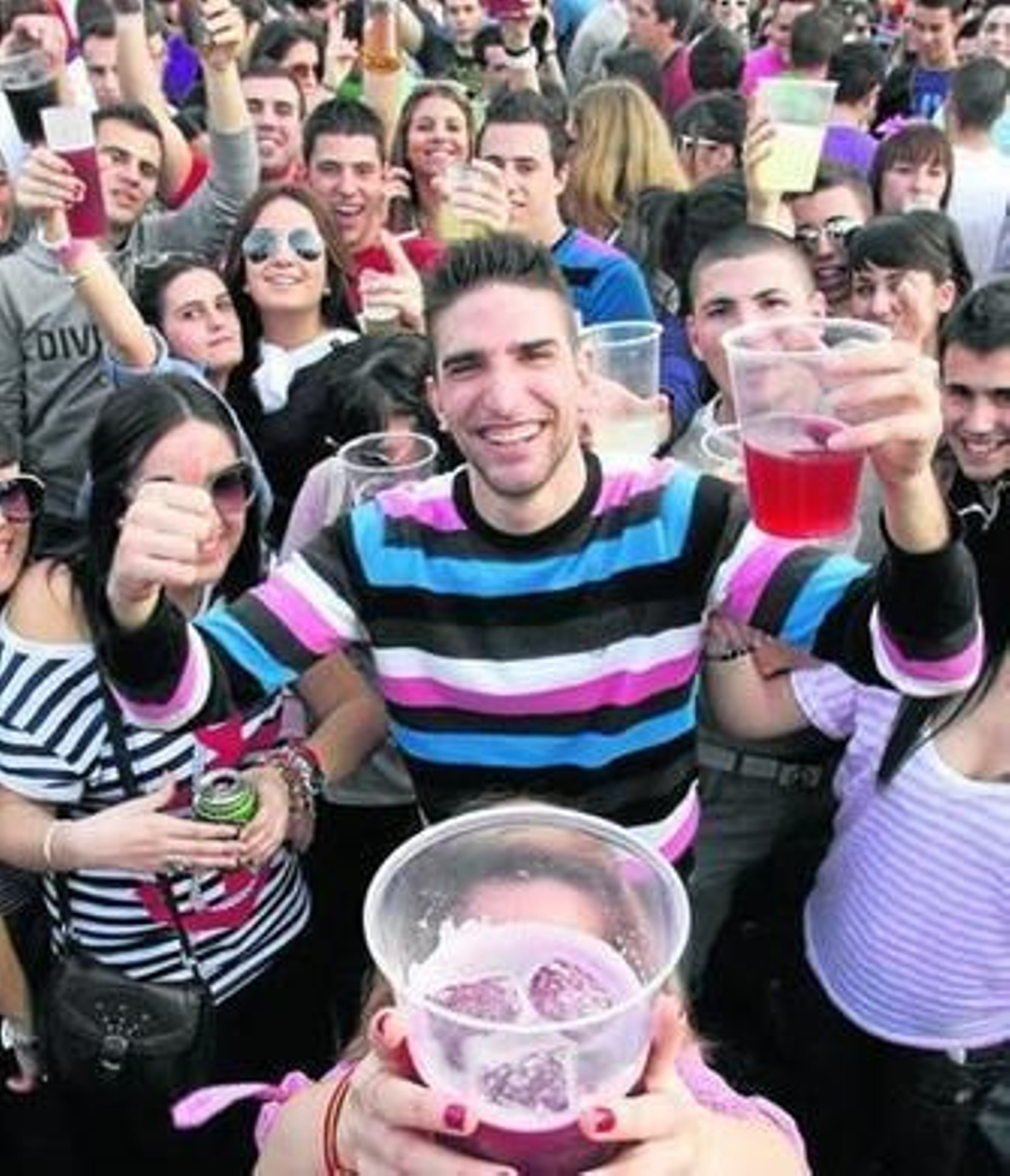 Una comisión de técnicos decidirá el futuro del botellódromo de Granada