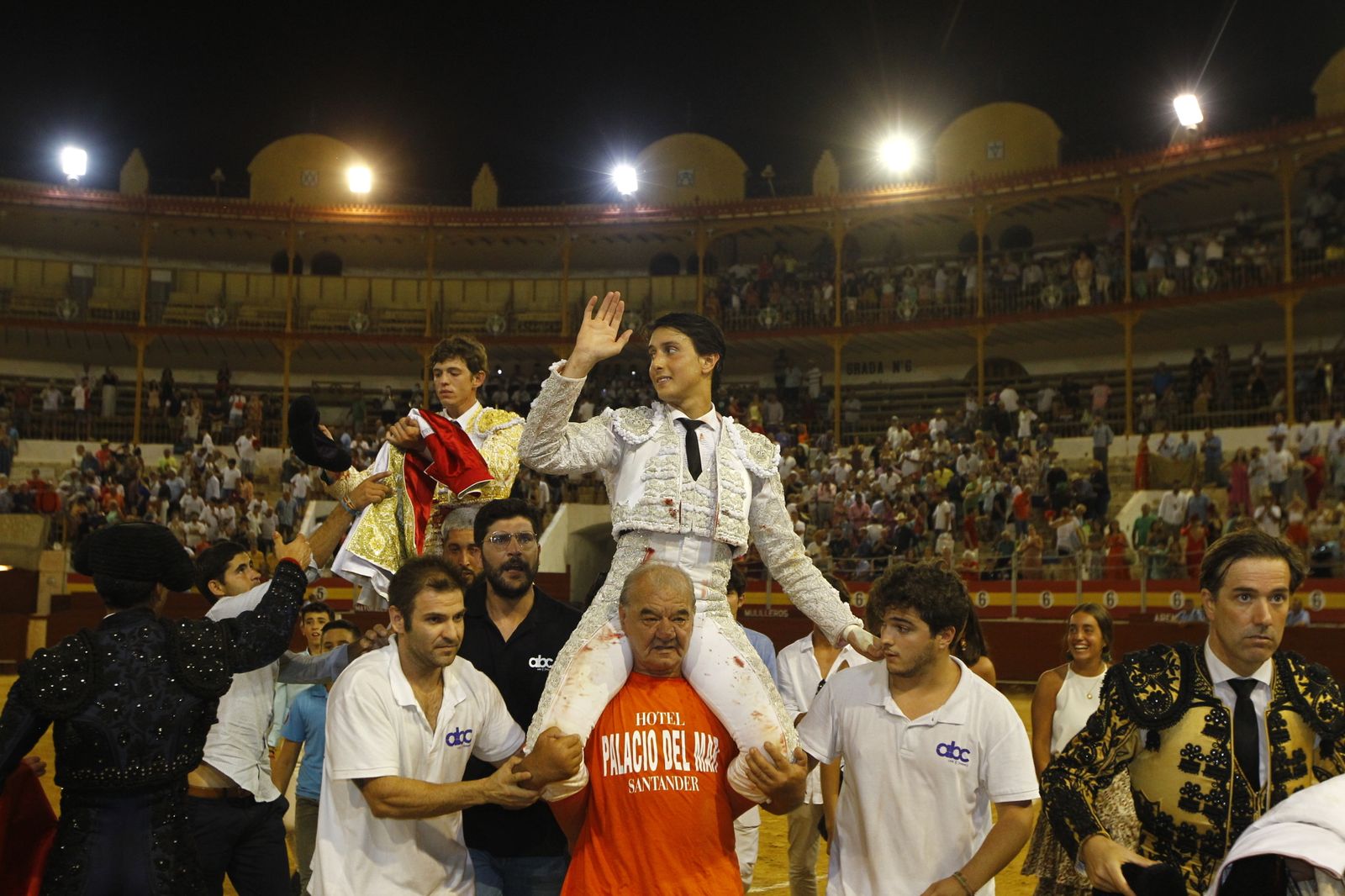 Imágenes del triunfo del torero almeriense Jorge Martínez el día de su alternativa