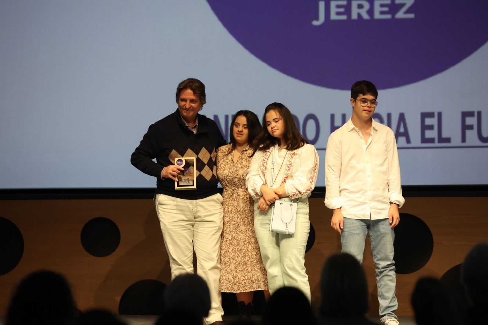 Presentación del calendario solidario de Cedown 2024