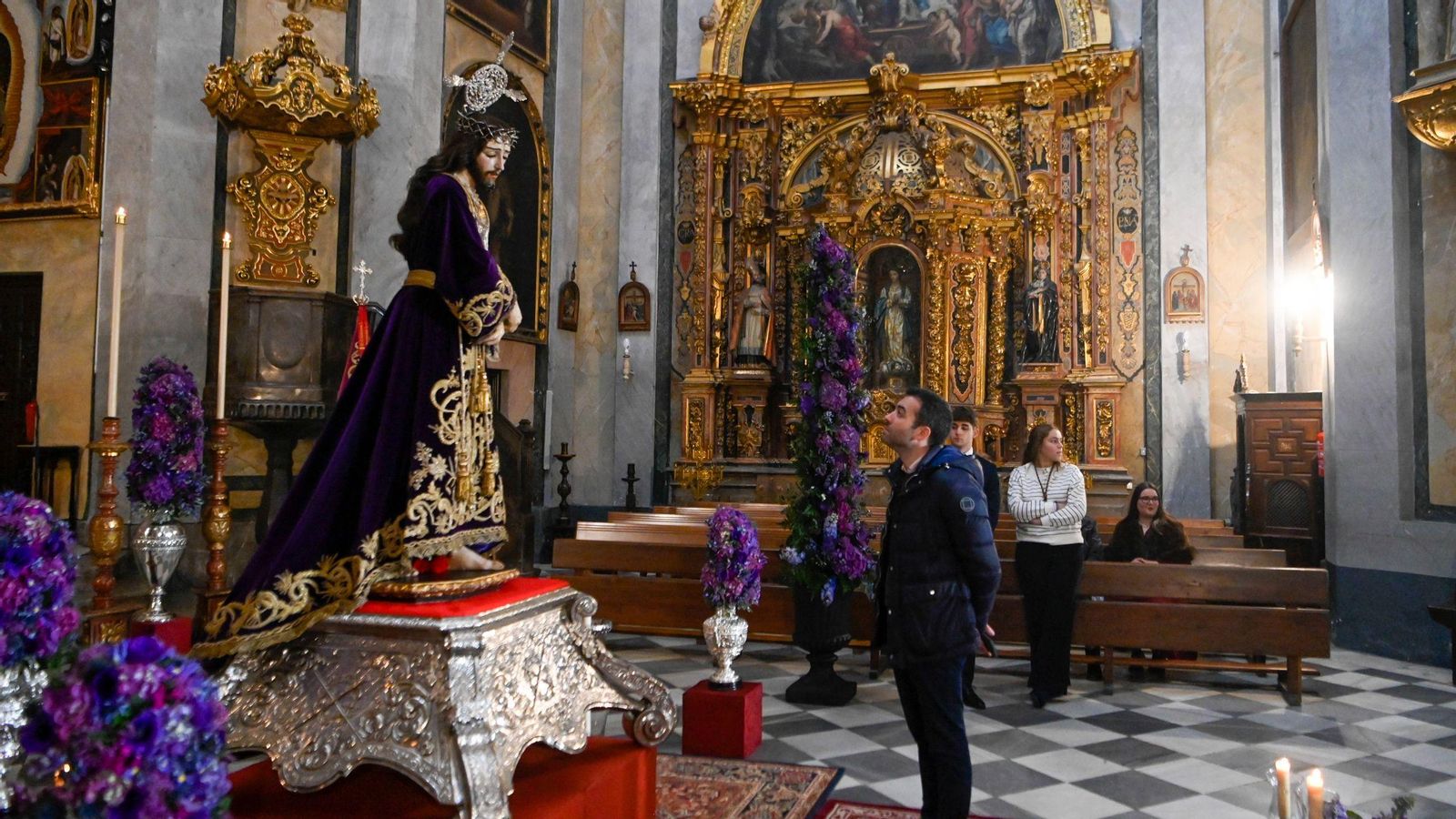 Tradicional Besapiés de Nuestro Padre Jesús dle Rescate de Granada, Primer viernes de marzo 2025