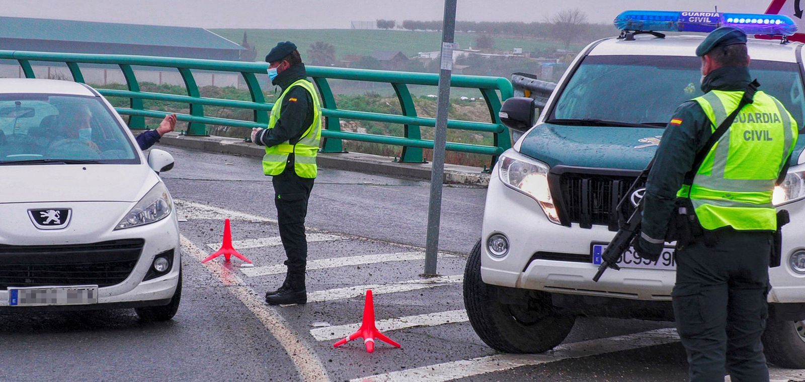Control de la Guardia Civil en la provincia de Sevilla.