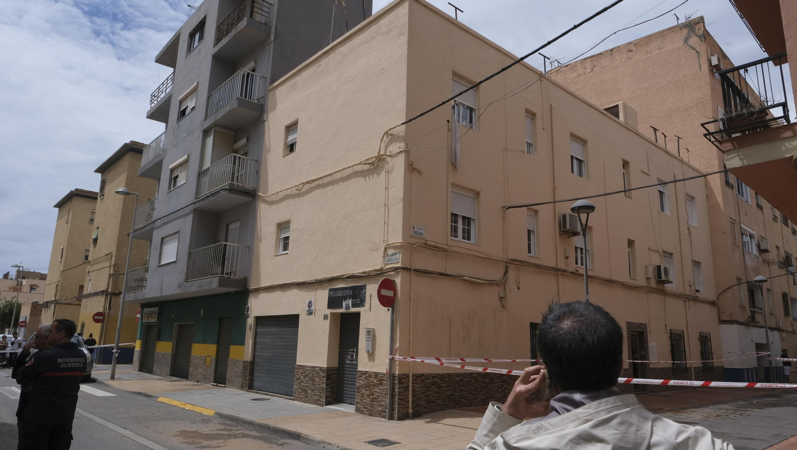 Imágenes de la vivienda con daños en el Tagarete. Almería