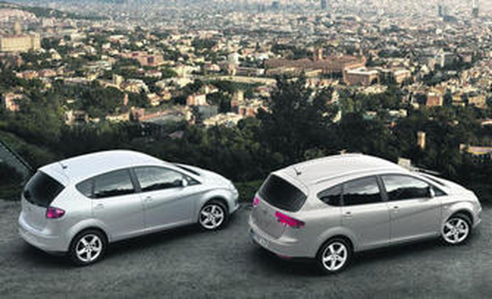 Dos de los tres niveles de acabado del Altea, que permiten encontrar en la gama un automóvil para cada cliente.