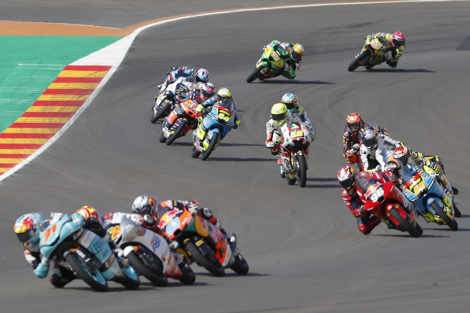 Las fotos del primer triunfo del palaciego Rueda en el Mundial de motociclismo