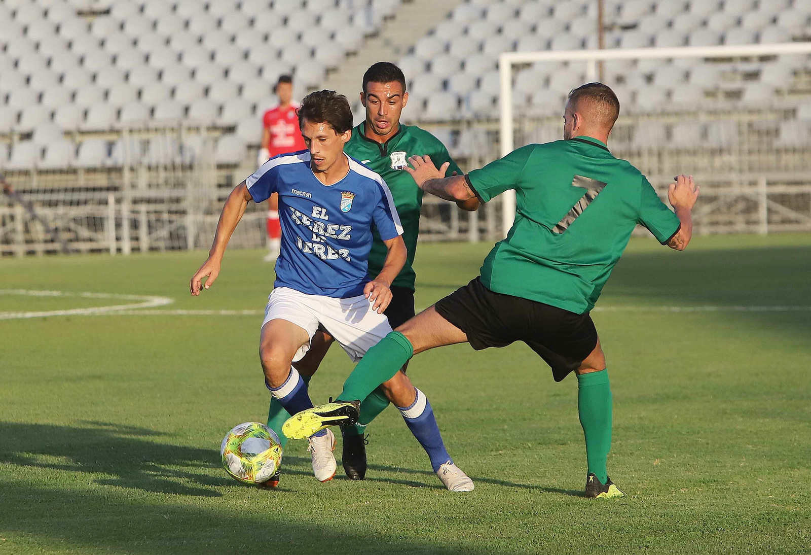 Amistoso Industrial-Xerez CD en La Juventud