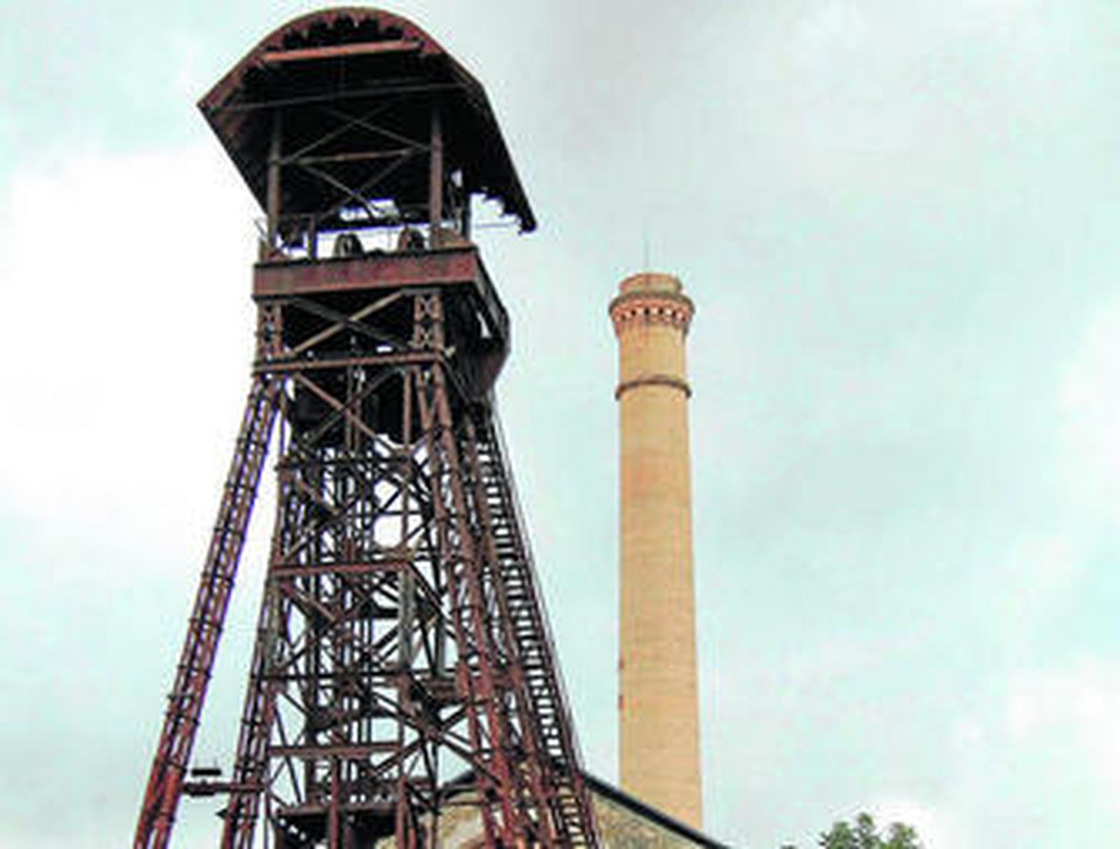 El pozo número 5 y la cabria, objeto de la actuación de las obras financiadas con fondos Feder.