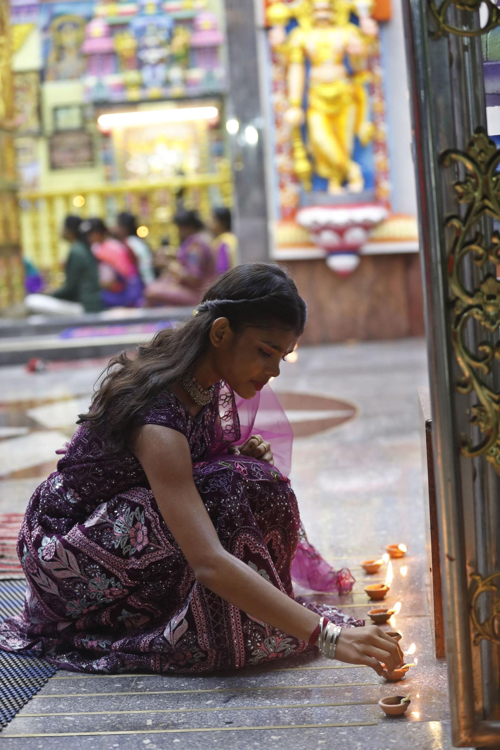Las preciosas imágenes de la celebración del Diwali en India: un festival de luz y color
