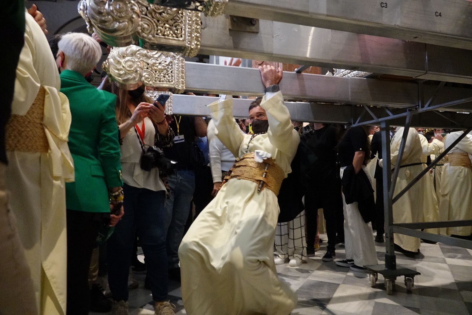 Las fotos de Lágrimas y Favores este Domingo de Ramos