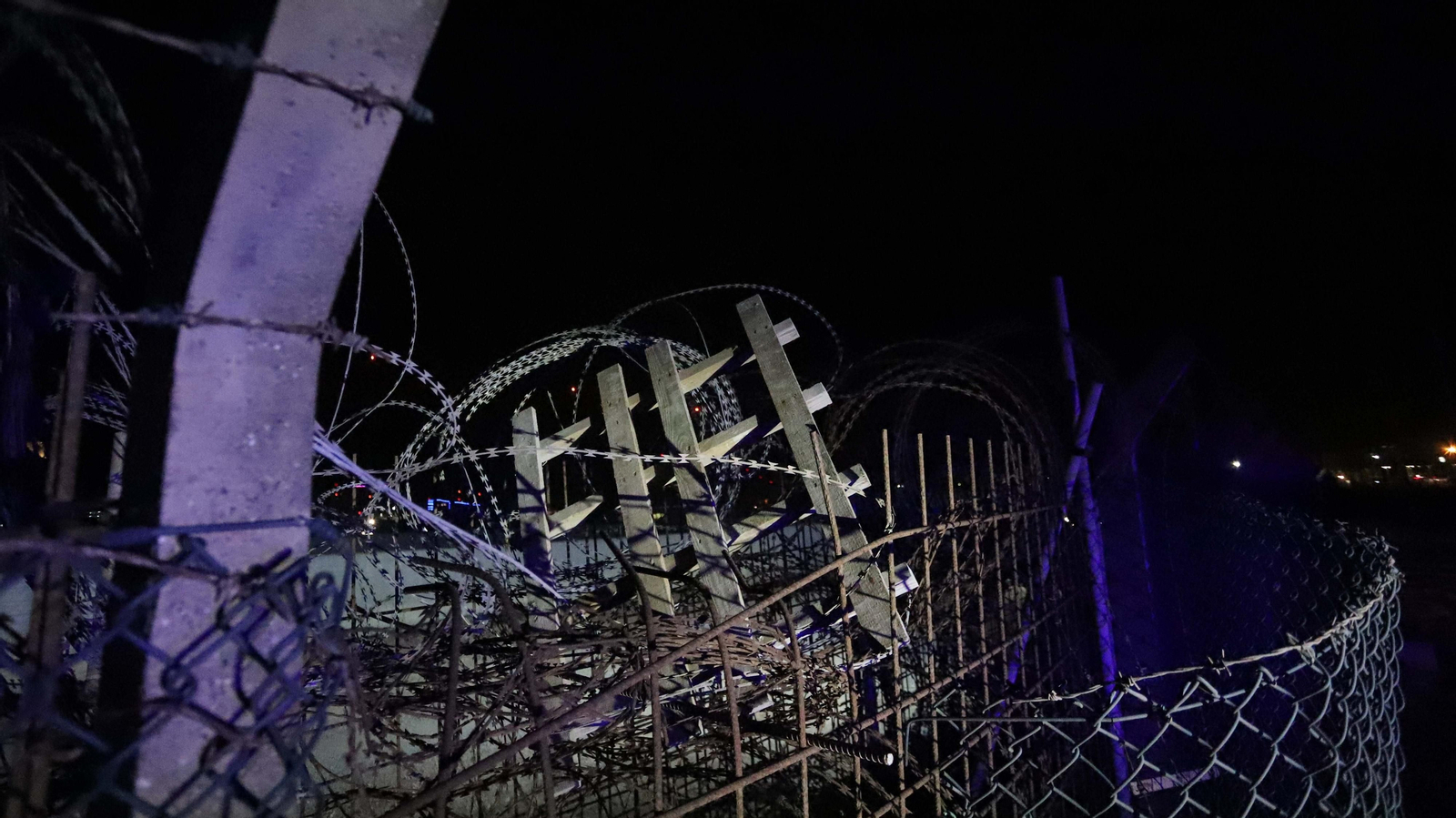 Fotos de una noche de patrulla con la Policía Nacional en La Línea