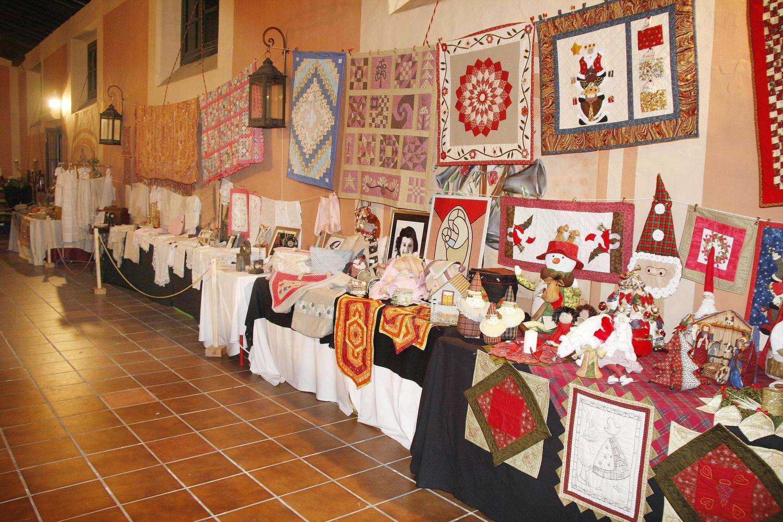 Una imagen del encuentro de Patchwork celebrado en el año 2016 en las bodegas El Cortijo.