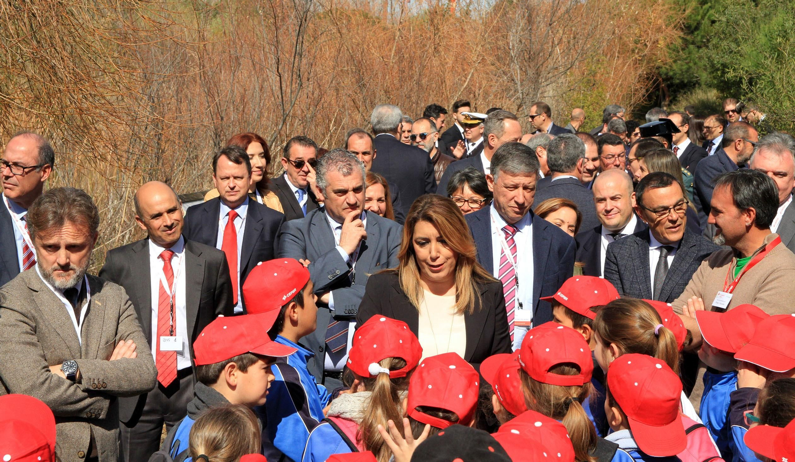 La presidenta de la Junta de Andalucía, Susana Díaz, y el consejero delegado de Cepsa, Pedro Miró, inauguran el proyecto 'Optimización de Aromáticos' de Cepsa, en imágenes