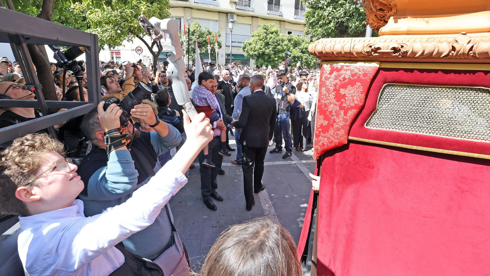 Imágenes de la Hermandad de La Sed en el Lunes Santo de Jerez 2025