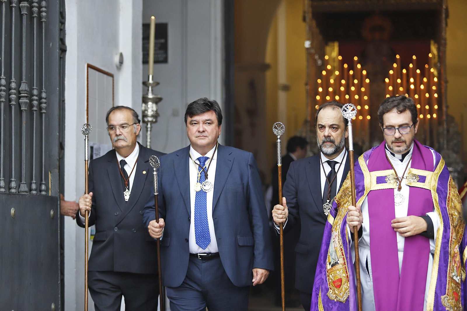 Imágenes de la salida extraordinaria de la Virgen del Rocío y Esperanza