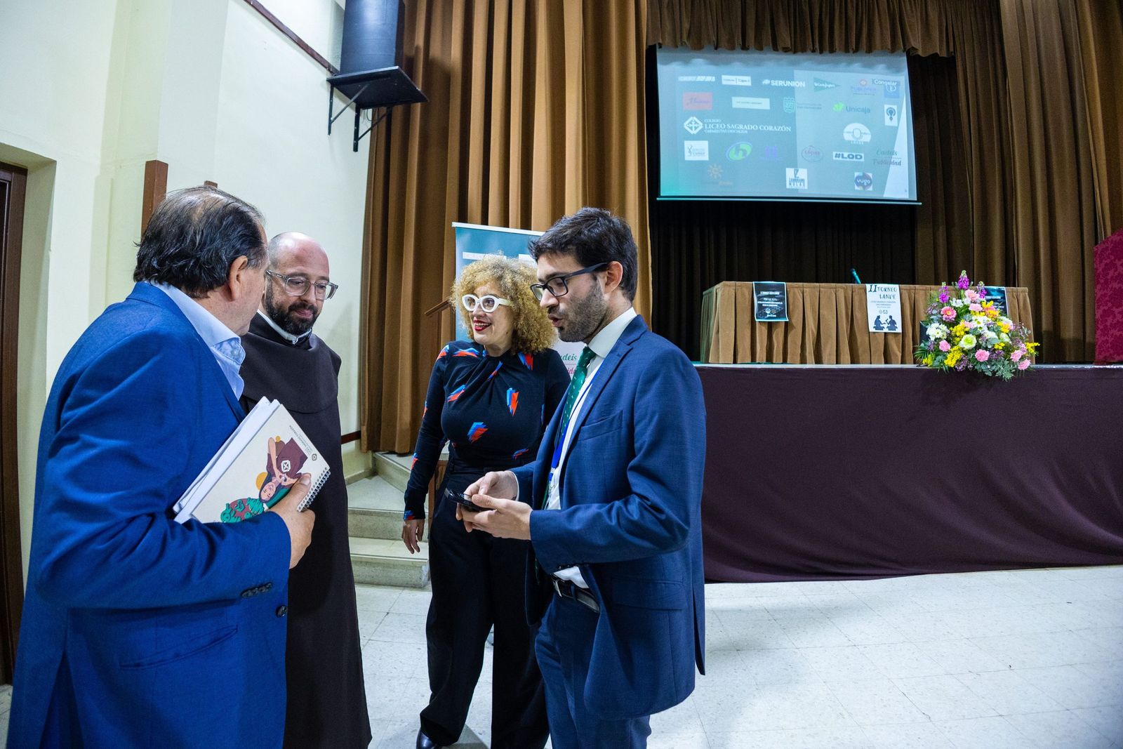 Las imágenes del torneo de la Liga Andaluza de Debate Escolar celebrada en el Liceo de San Fernando