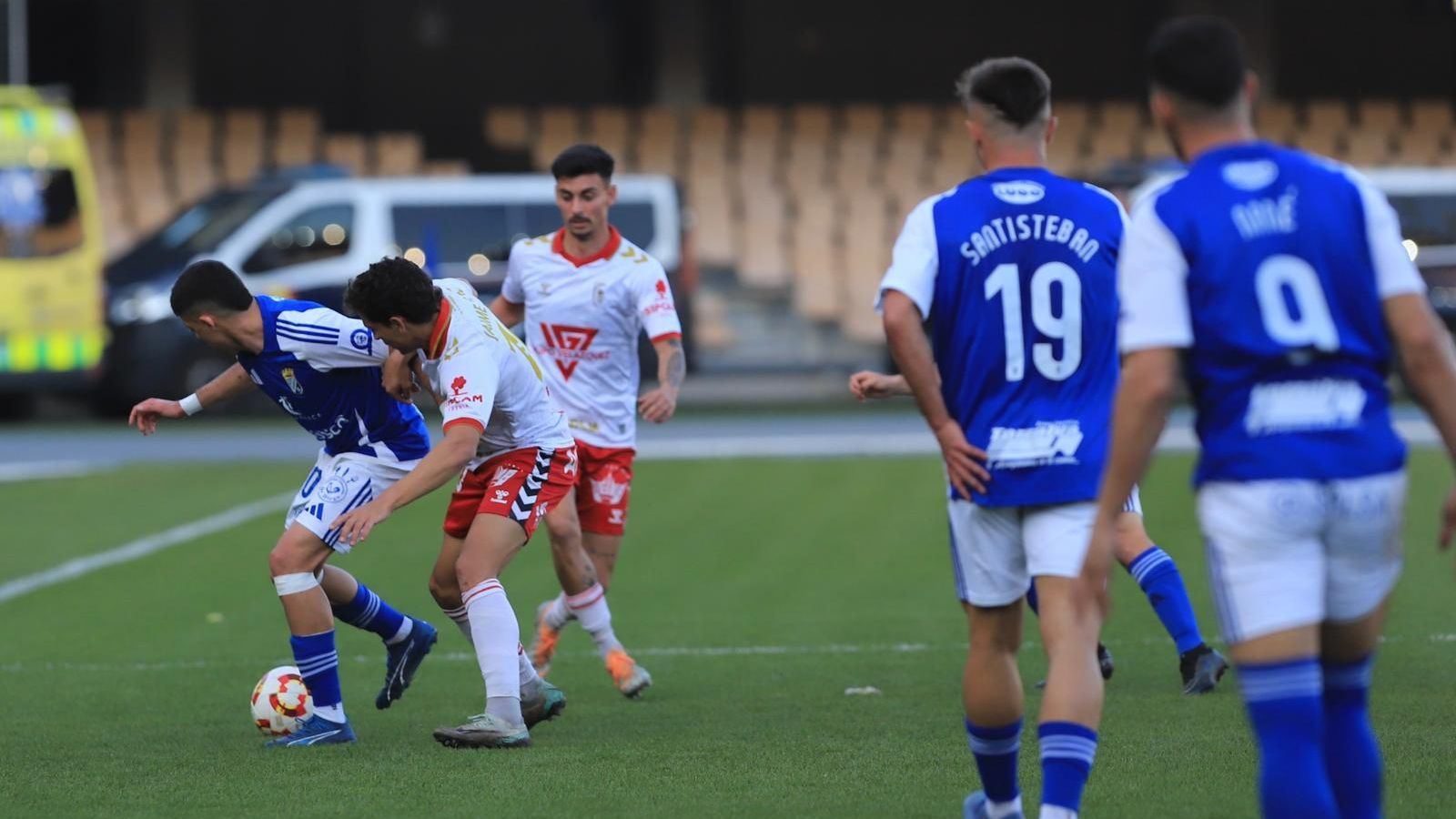 Charaf intenta deshacerse de un rival.