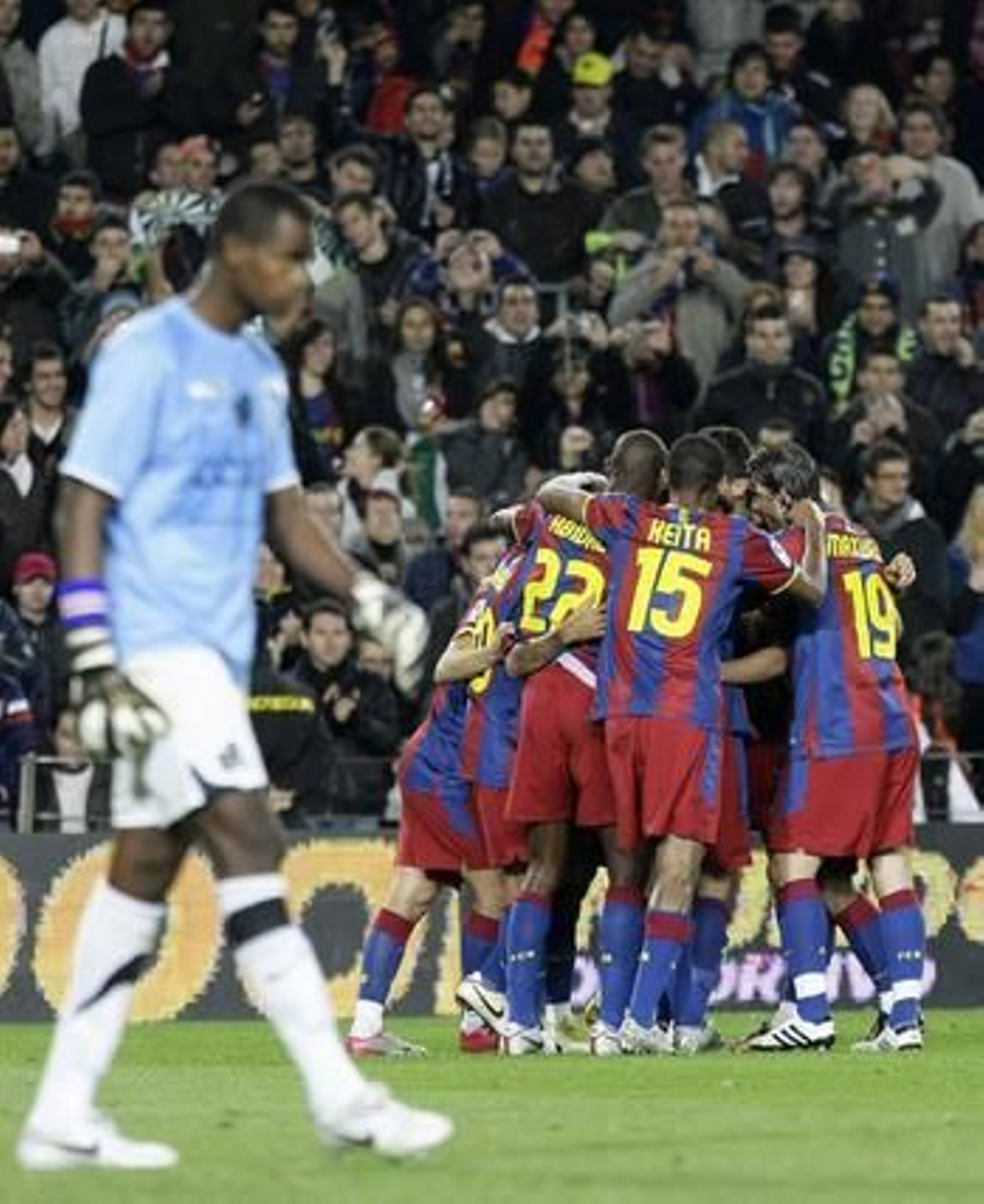 El Barcelona vence al Ceuta desplegando un fútbol tan atractivo como siempre.

Foto: Reuters