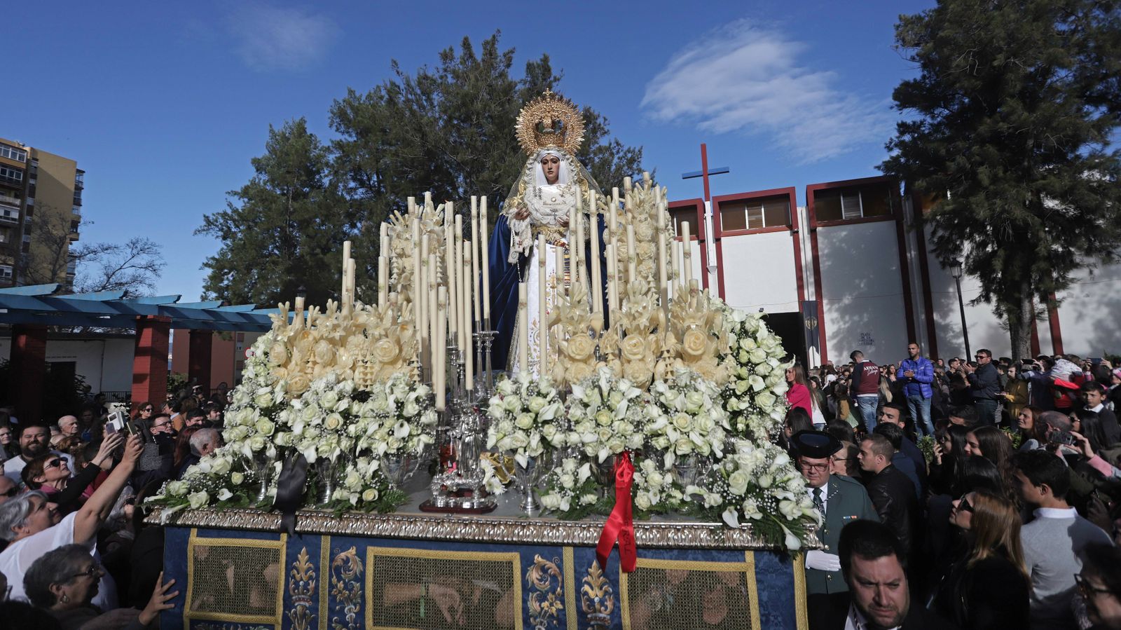 Procesión de la Hermandad de La Trinidad