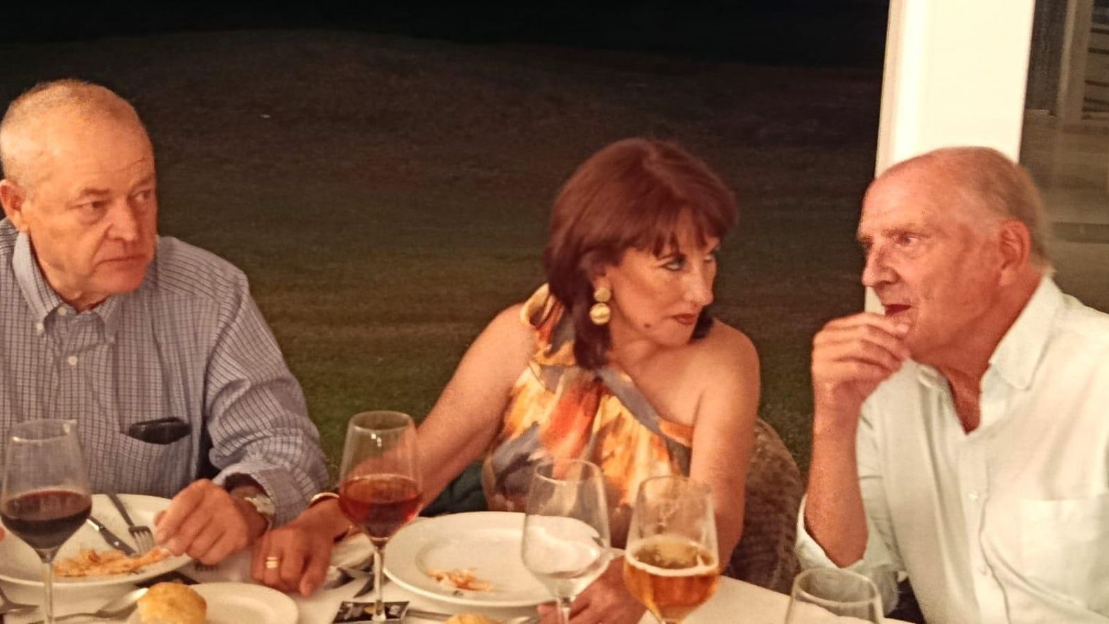 Fernando Pena, María José Rebaque y el presidente de la Sociedad Puertorrealeña de Amigos del Pais Guillermo Cervera.