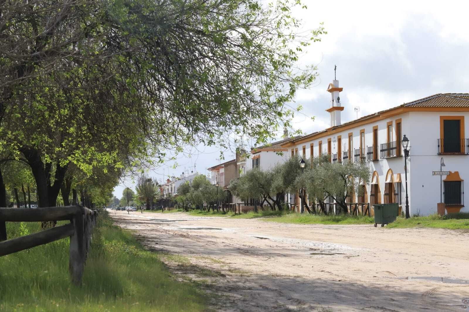 Imágenes del Rocío desierto.