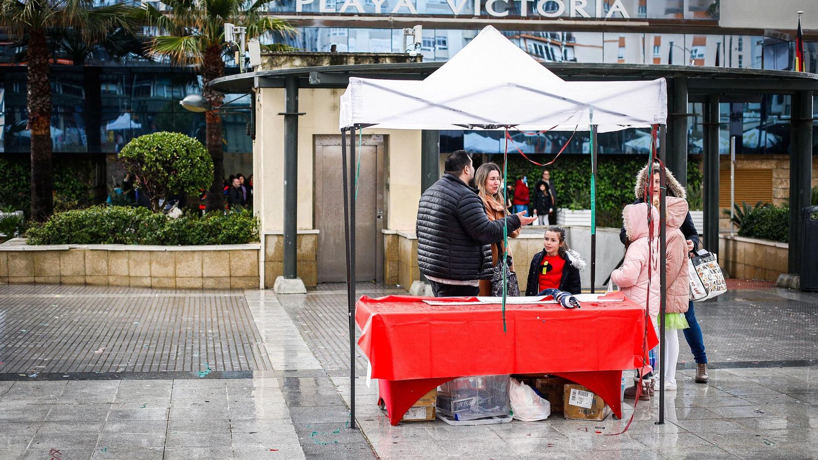 Las mejores imágenes del primer domingo de Carnaval de Cádiz