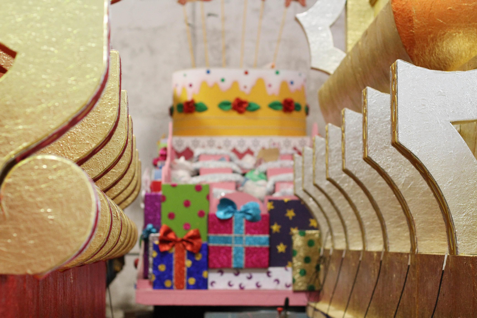Preparativos de la Cabalgata de Reyes Magos.