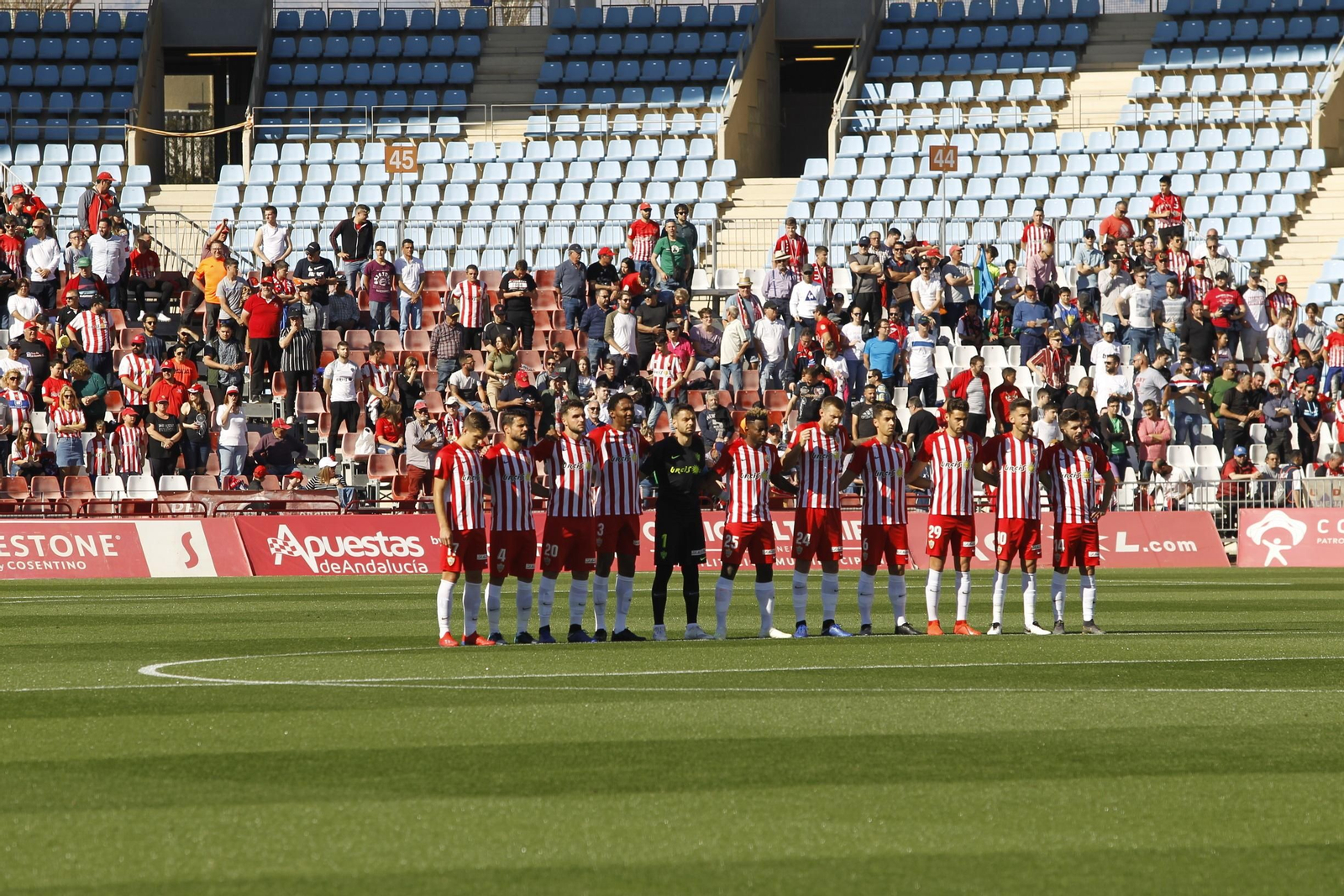 Fotogalería U.D. Almería-Real Oviedo. Segunda División Liga 123 Fútbol