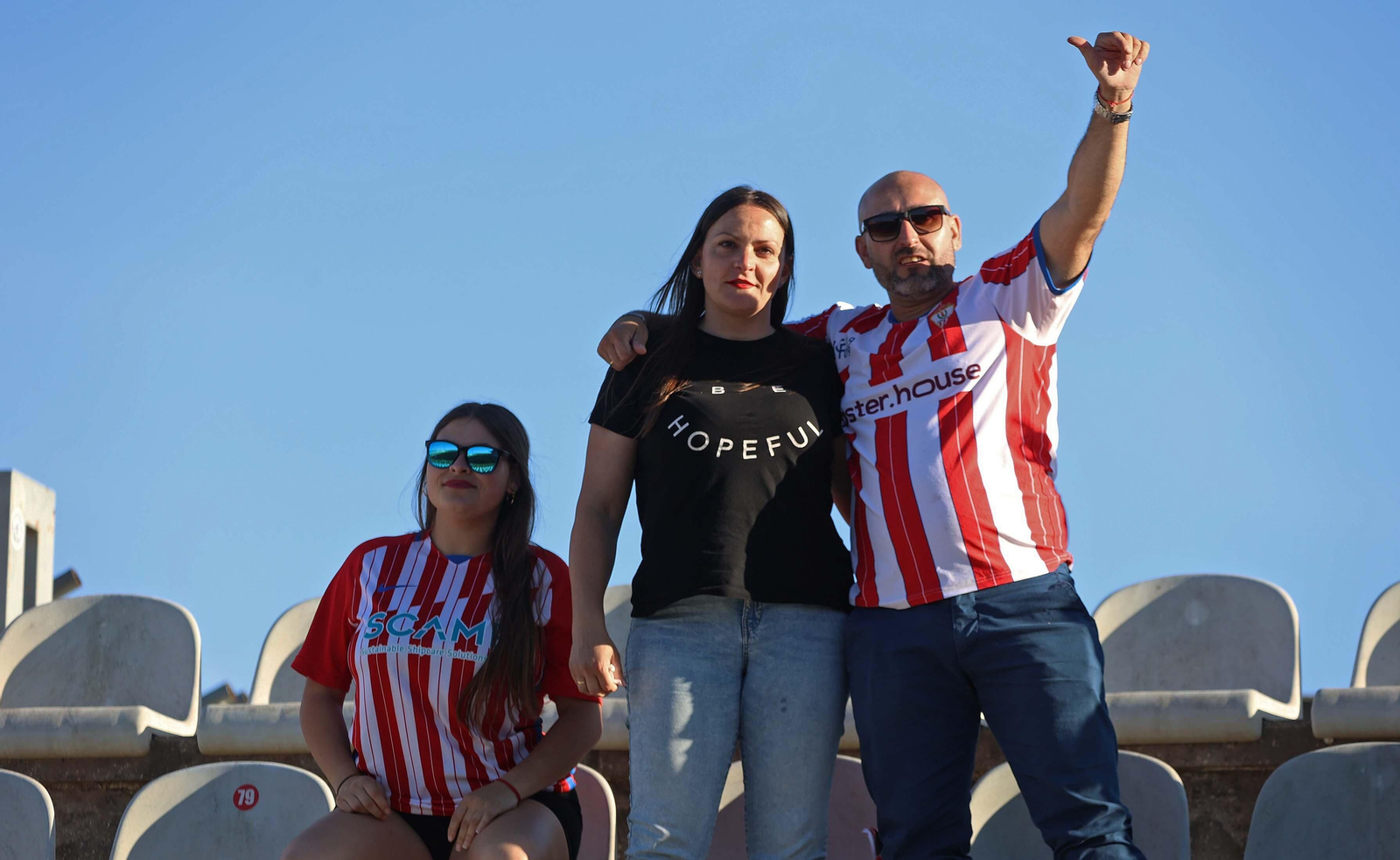 Búscate en el Nuevo Mirador durante el Algeciras - Castellón de Primera RFEF