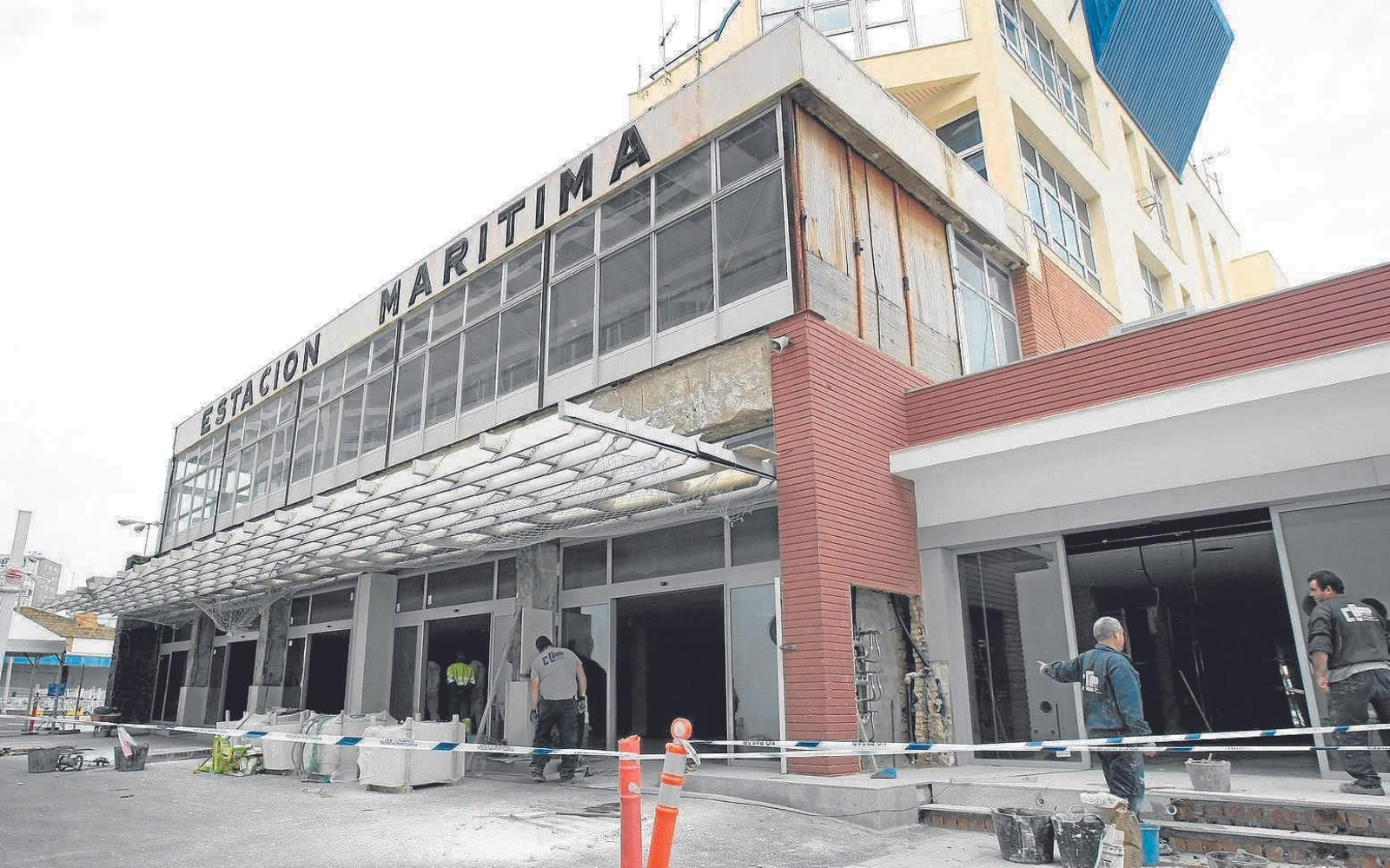 Imagen de archivo durante las obras de construcción de la nueva terminal de cruceristas del puerto de Cádiz.