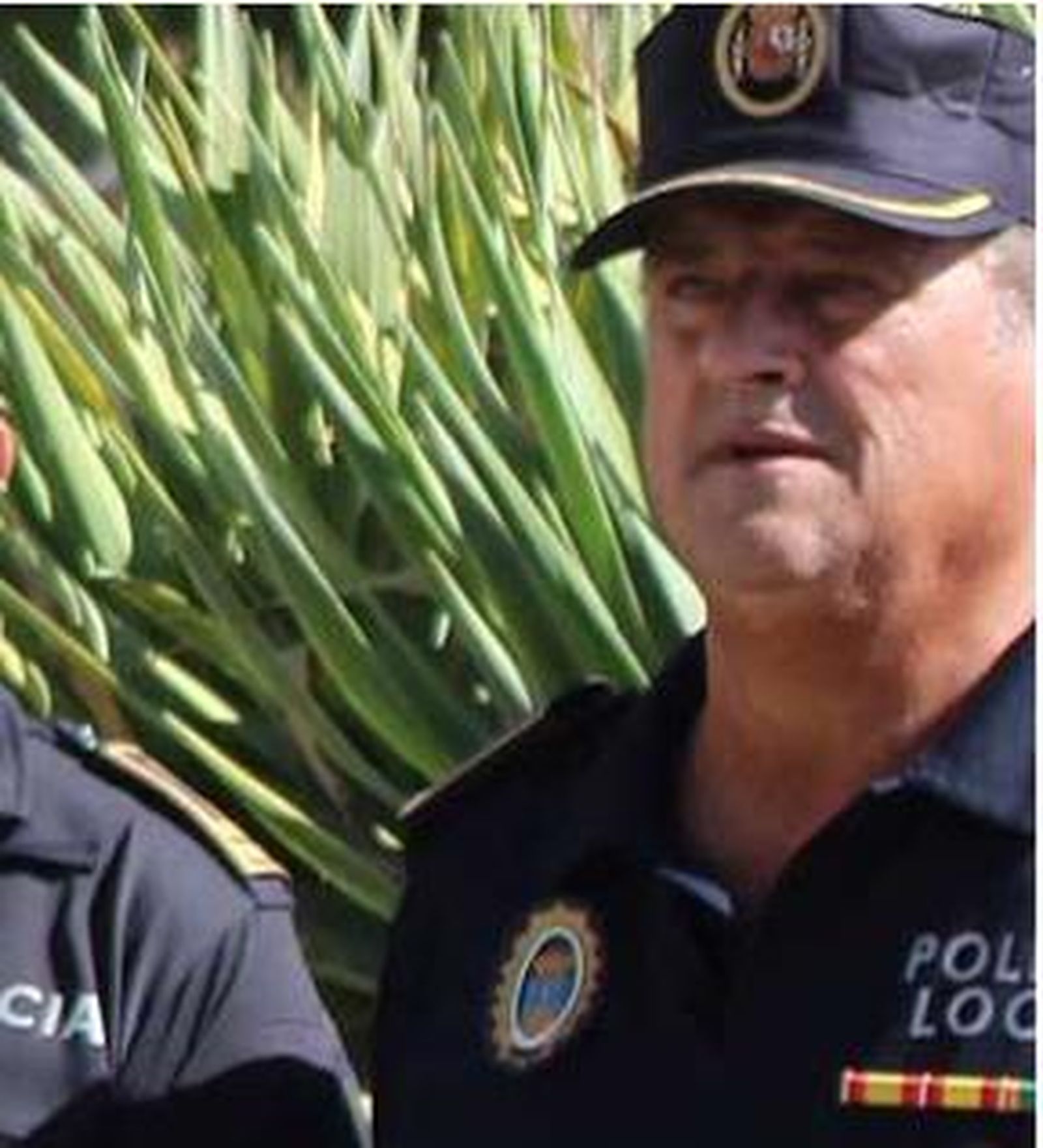 El jefe de la Policía Local de El Puerto aclara que está de baja por un accidente doméstico y que regresará al trabajo en dos semanas
