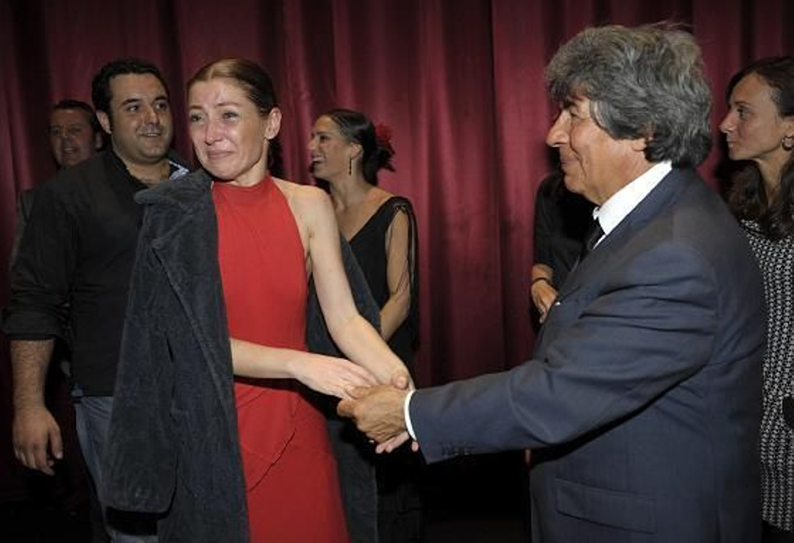 Una emocionada Sara Baras se despide temporalmente de los escenarios para dedicarse a su familia. 

Foto: Lourdes de Vicente